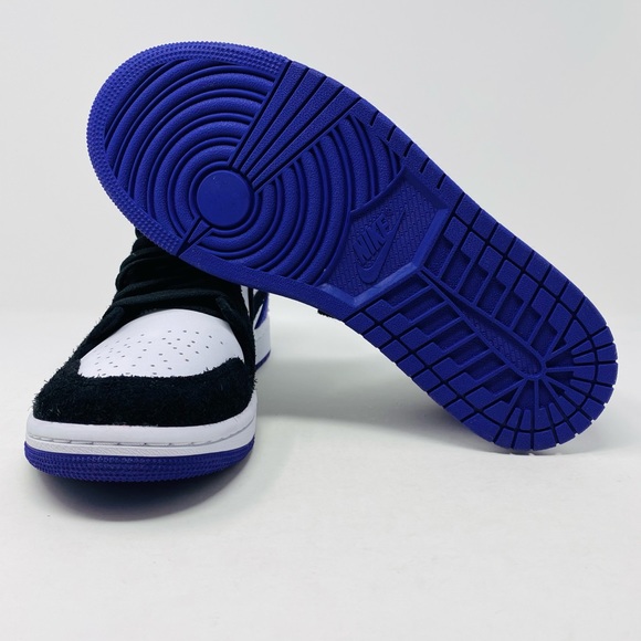 Jordan Women’s 1 Mid SE Purple Retro Sneaker - Picture 5 of 6